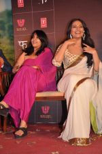 Sonakshi Sinha, Ekta Kapoor at trailor Launch of film Lootera in Mumbai on 15th March 2013 (80).JPG